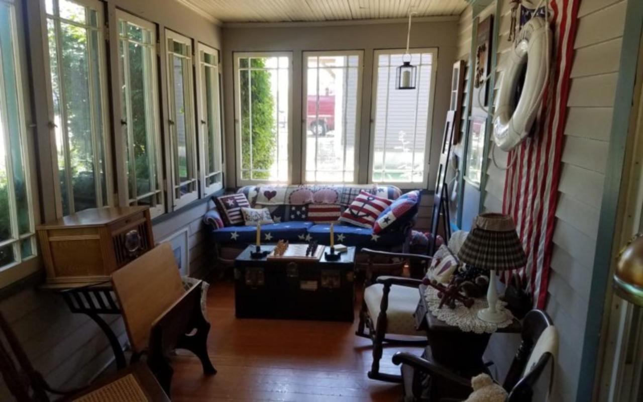Dragonfly Bed And Breakfast Antioch Exterior photo